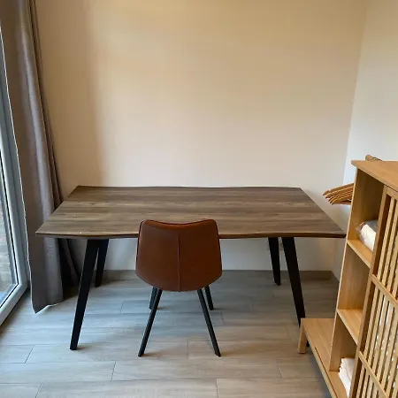 3 Chambres Deluxe * شارلروا